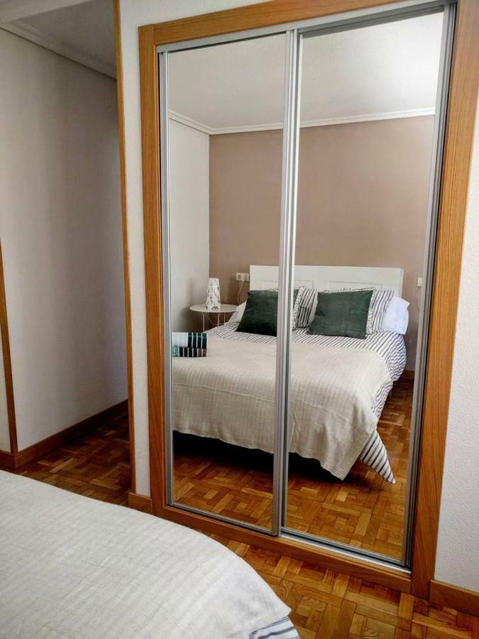 A Pocos Minutos Del Centro Con Parking Gratis En El Edificio Nº Registro Vu-74 Salamanca Exterior foto